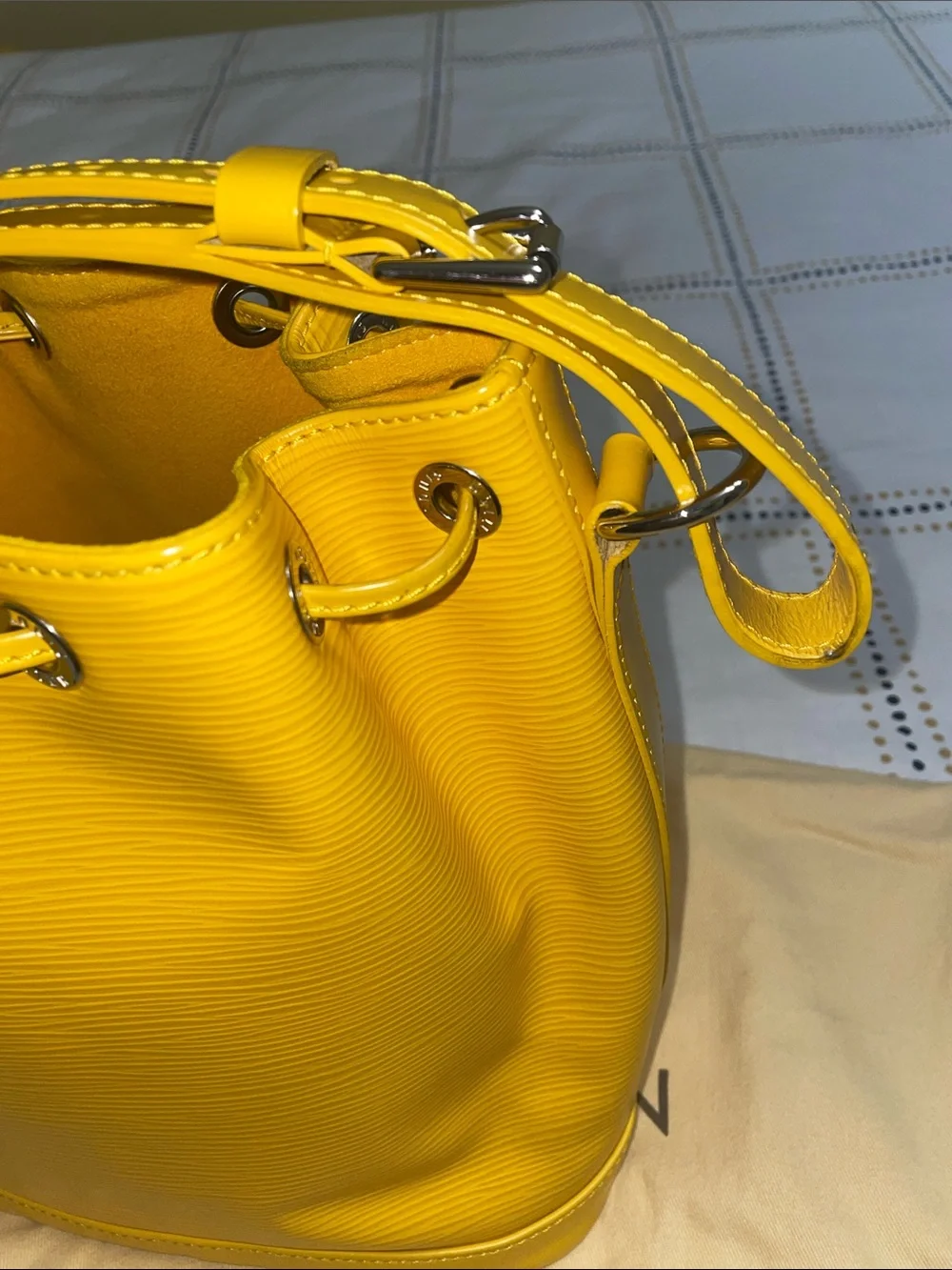 Louis Vuitton Yellow Citron Epi Leather Drawstring Noe BB Bucket Bag